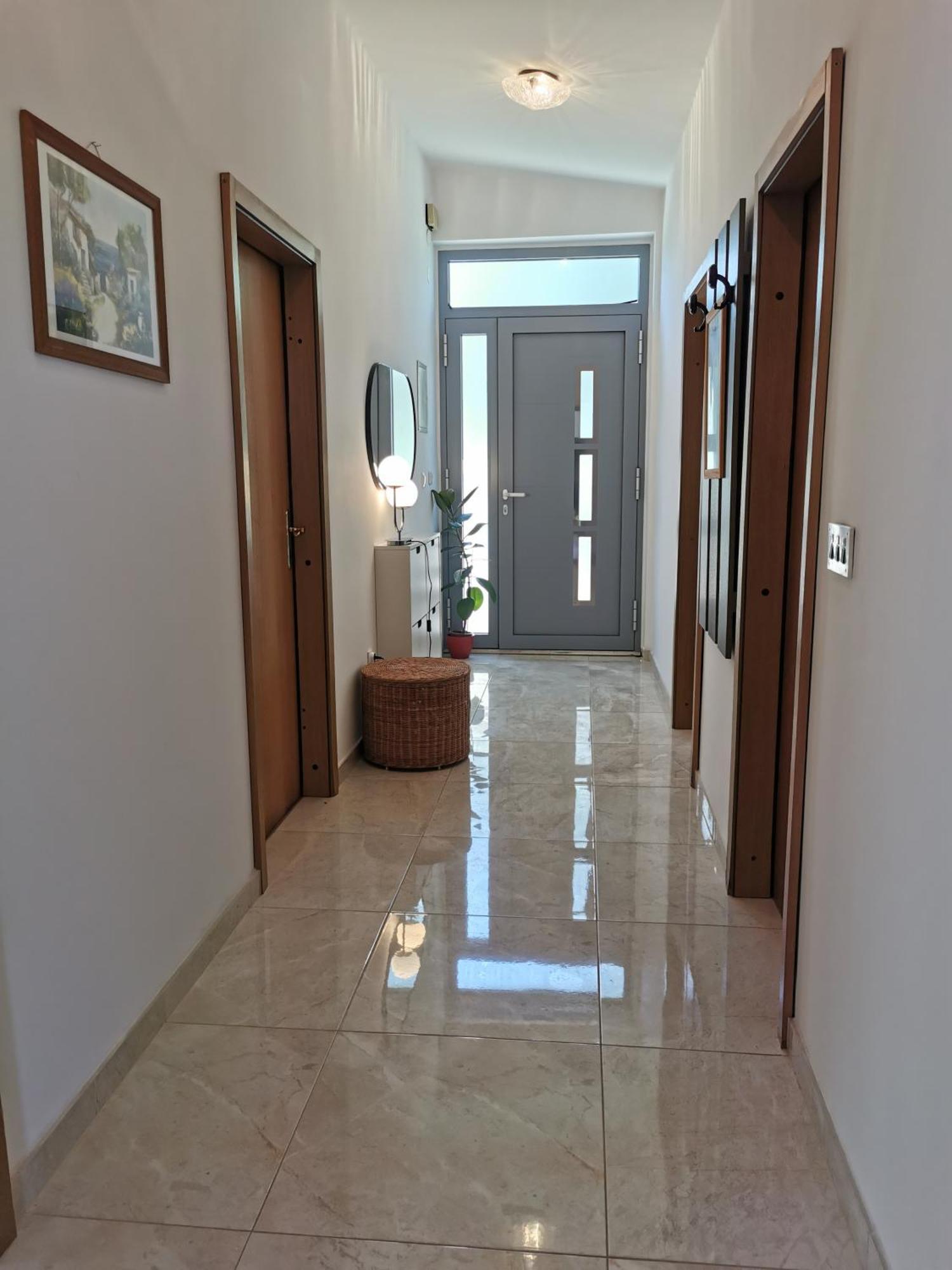 Apartment Kira - Spacious Apartment With Sea View Ližnjan Exterior foto