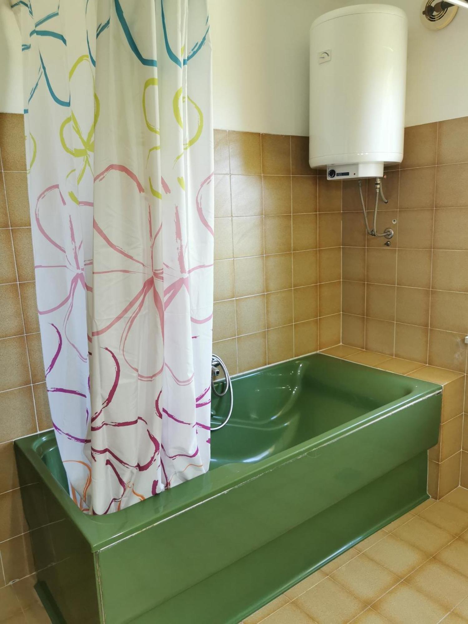 Apartment Kira - Spacious Apartment With Sea View Ližnjan Exterior foto